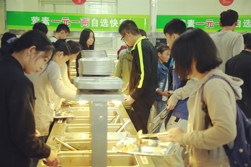 河南推拿职业学院2018年食宿条件