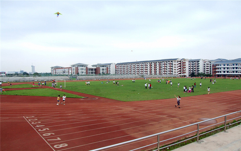 广西民族大学相思湖学院校园风光