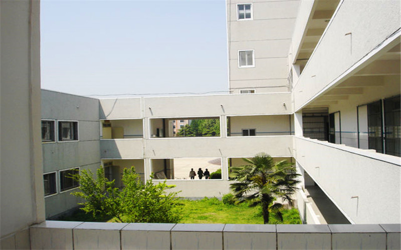 阜阳理工学院-9