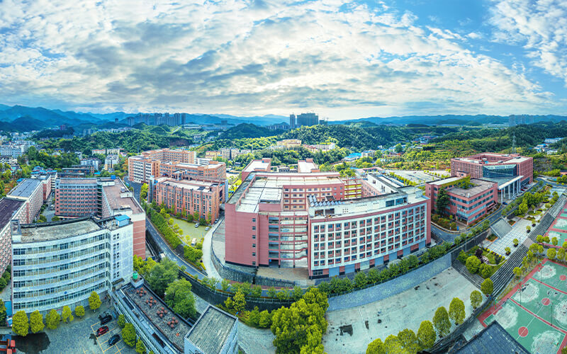 湖北汽车工业学院-20