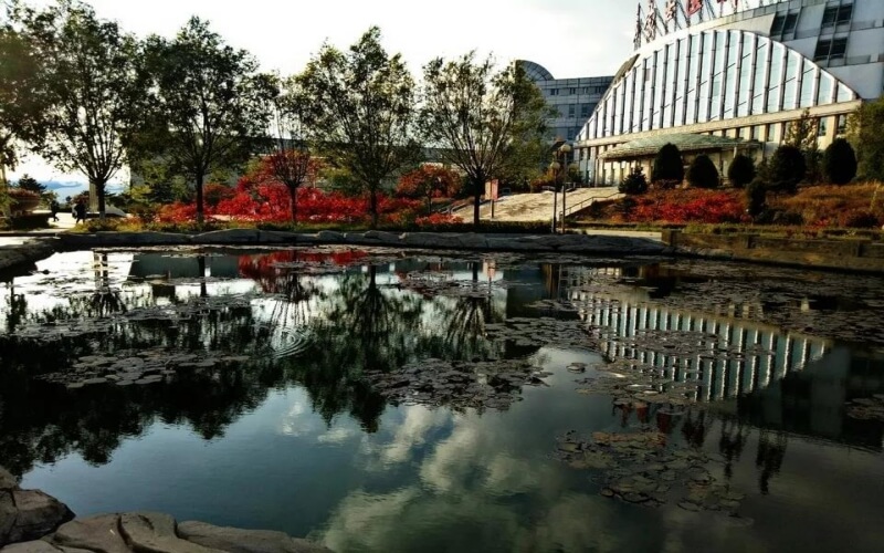 内蒙古医科大学校园风景