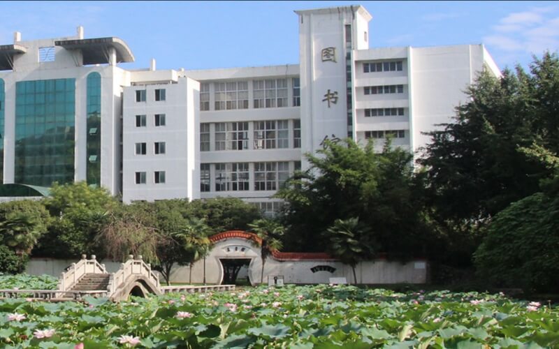 武汉工程大学邮电与信息工程学院-图书馆