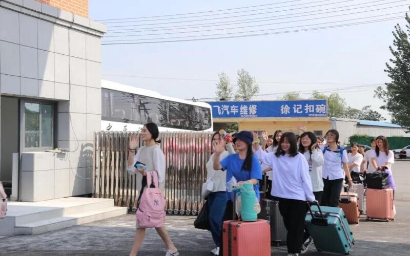 河南女子职业学院-入学