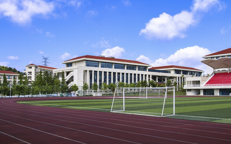 贵州电子科技职业学院-运动场