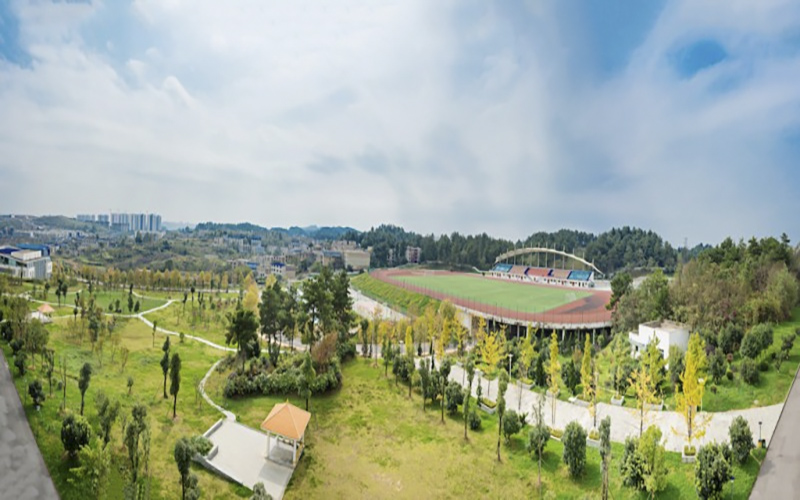 贵州职业技术学院-体育场