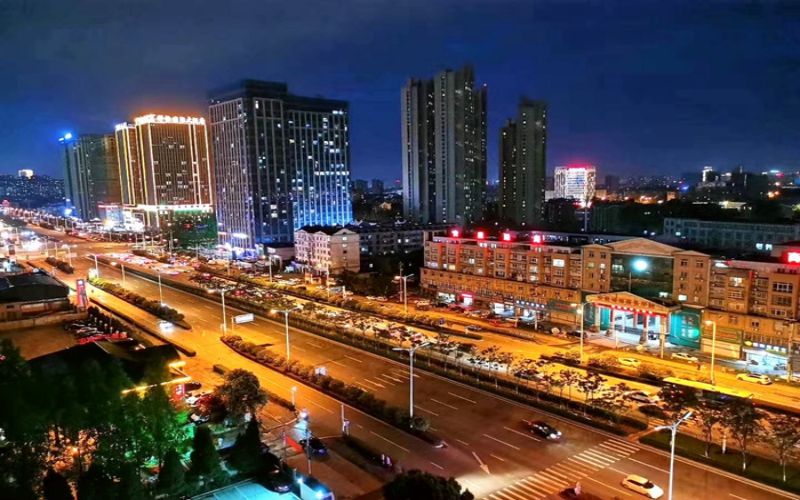 安徽绿海商务职业学院-夜景