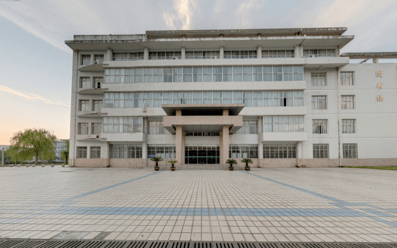 安徽冶金科技职业学院-7