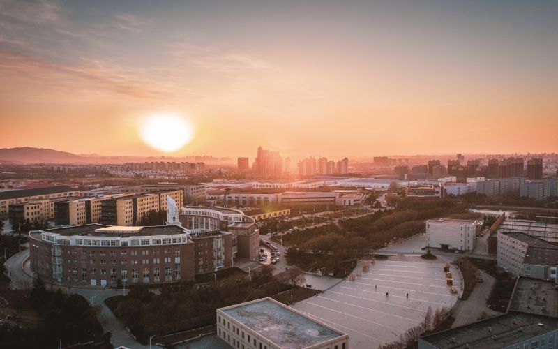 青岛城市学院-校园风光1