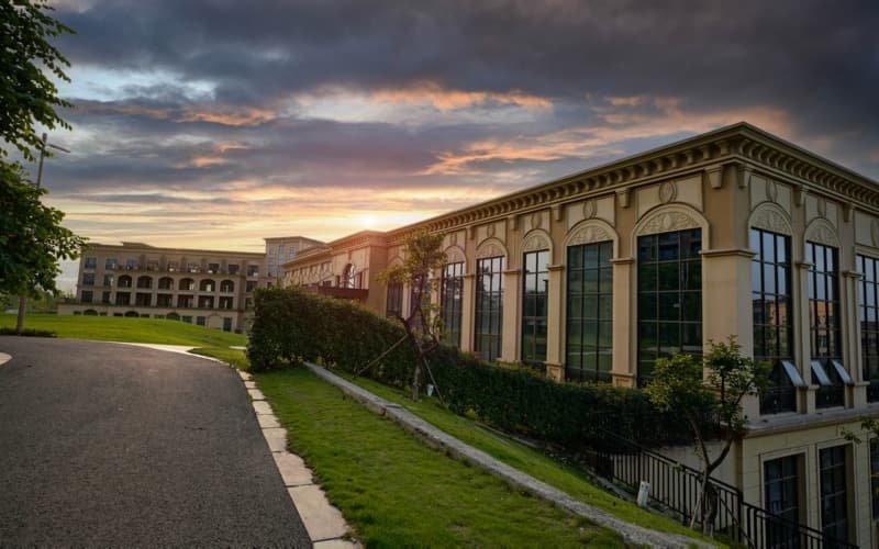 成都银杏酒店管理学院-宜宾校区1