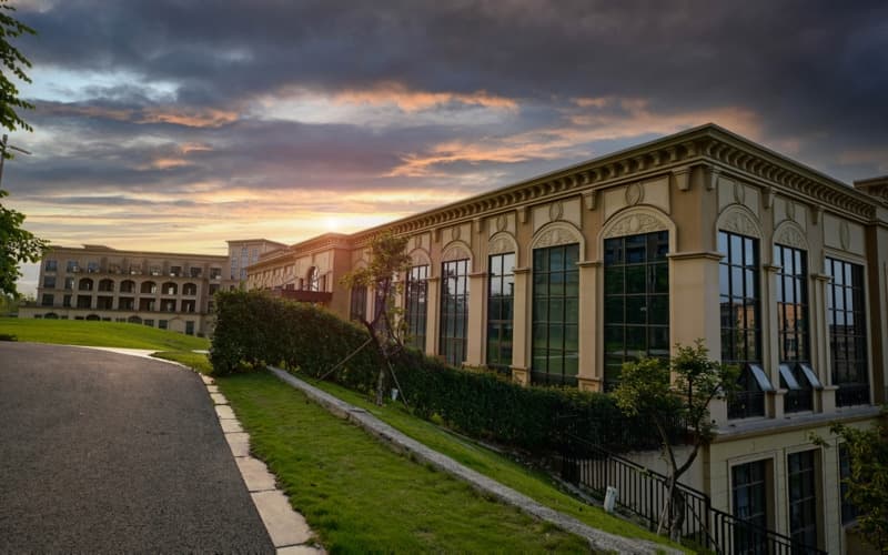 成都银杏酒店管理学院-学校风景3