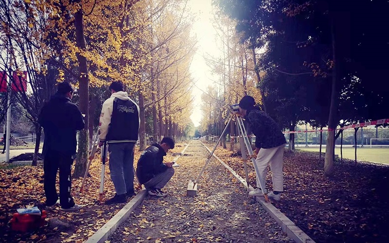 四川铁道职业学院-校园一角