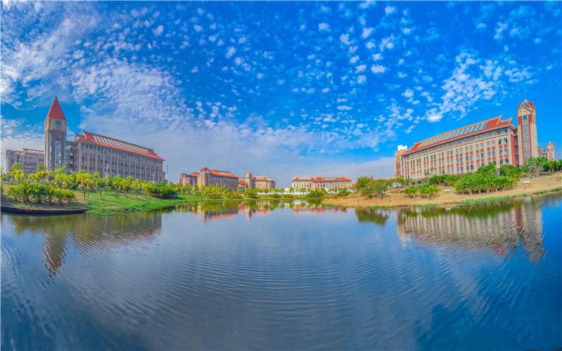 北部湾大学校园风景