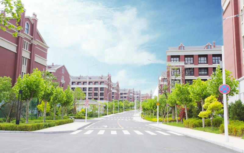 大连理工大学城市学院-路