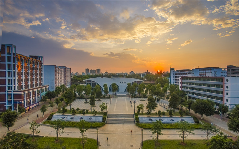 海南外国语职业学院-校园风光