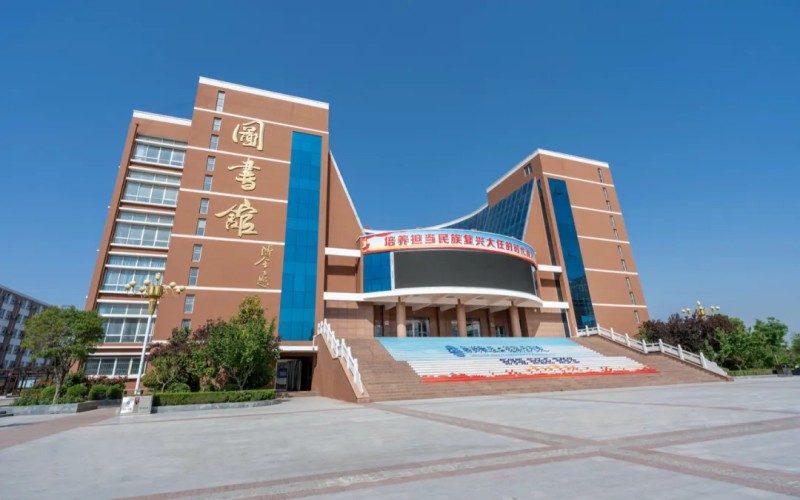 2025年海南691分能报什么大学